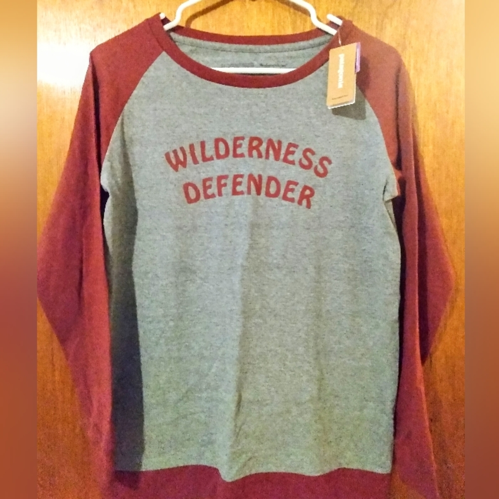 Patagonia Wilderness Defender Responsibili-Tee Long Sleeve Pullover Size XS
